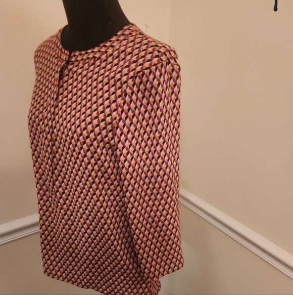 Express Women's Yellow and Pink Blouse Geometric 3/4 Sleeve  NWT Sz S/P - Picture 2 of 8